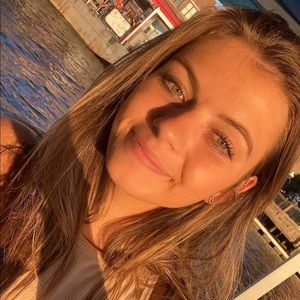 Meet your Posher, Sophia